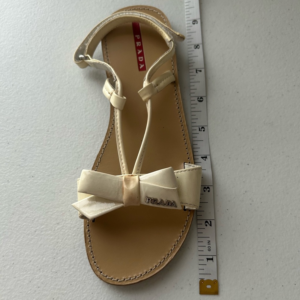 Prada Kids Girl Cream Bow Thong Sandals Ankle Strap Designer Flats Size 4–4.5 - Picture 14 of 16